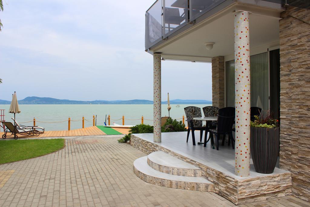 Parton Villa Apartments Fonyód Camera foto